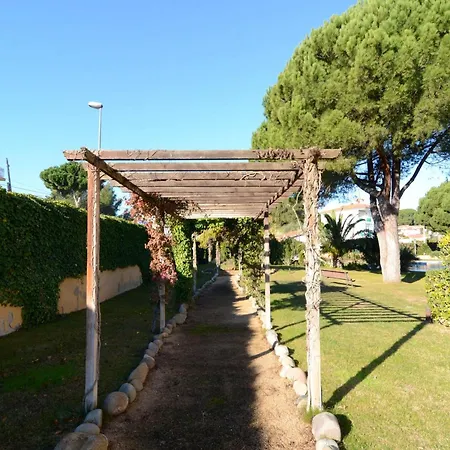 For Six People With Swimming Pool Appartamento L' Escala
