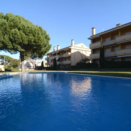 For Six People With Swimming Pool Appartamento