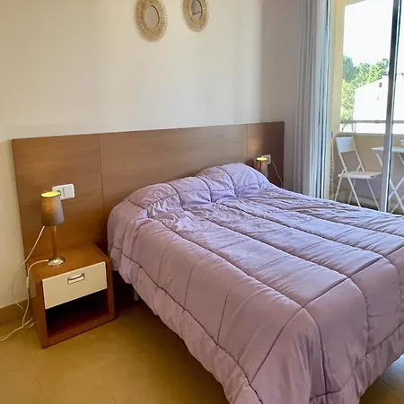 For Six People With Swimming Pool Appartamento